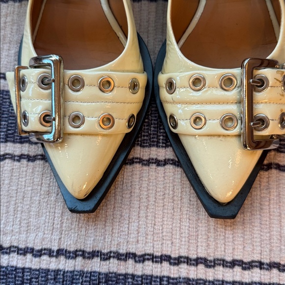 Women's White Egret Slingback Ballet Flat Shoe With Buckles - 35 - Picture 3 of 9